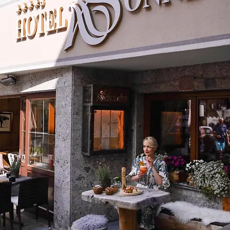 Sonne Hotel